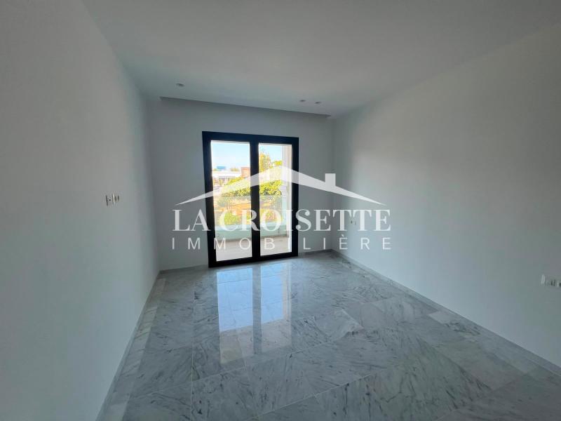 Appartement S+3 à La Marsa 